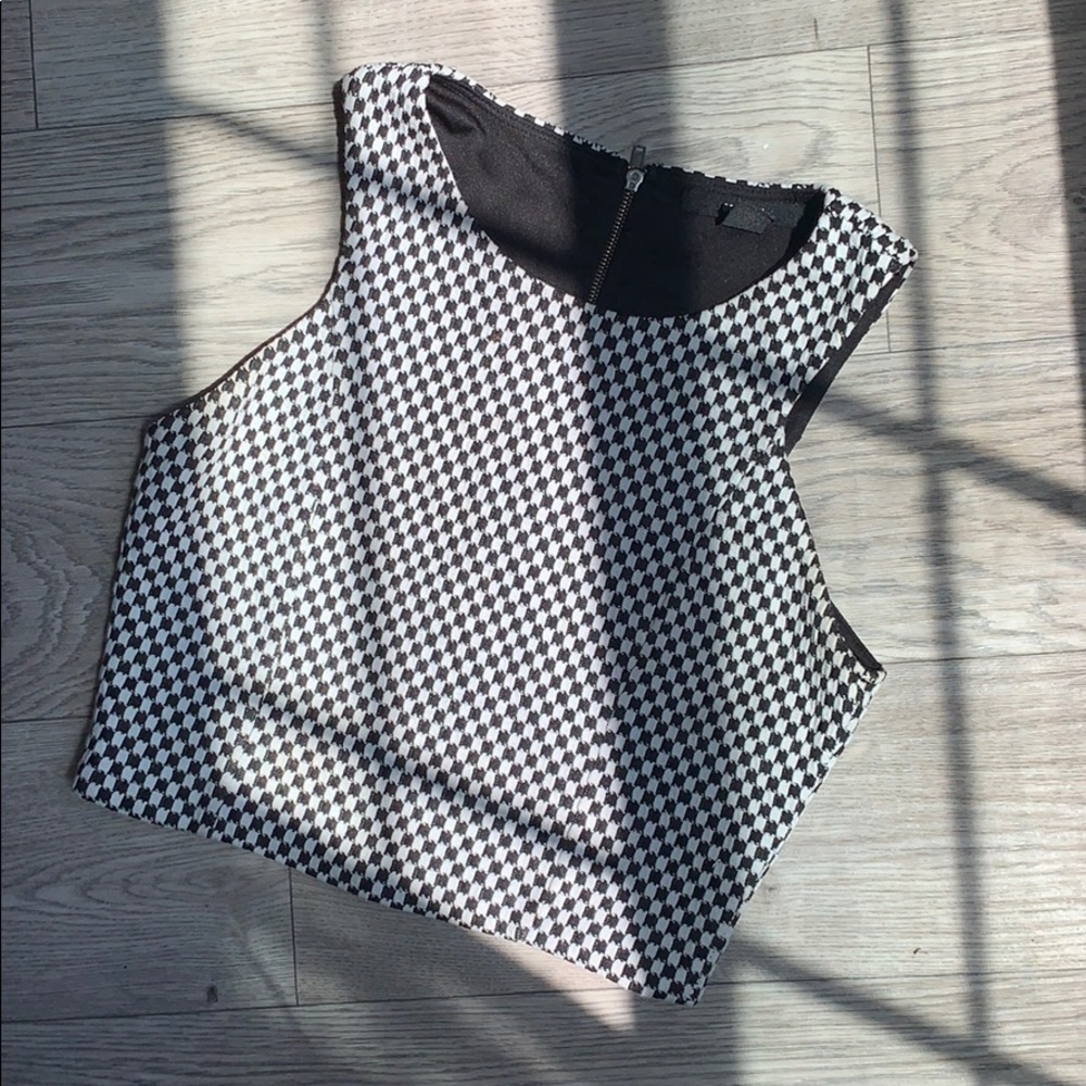 Checkered forever 21 tank /crop top - Picture 2 of 4
